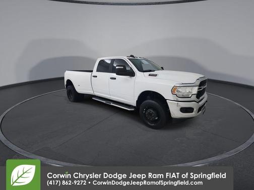 Bright White Clearcoat 2023 RAM 3500 Big Horn