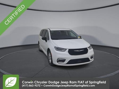Bright White Clearcoat 2024 Chrysler Pacifica Touring-L