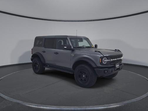 Carbonized Gray Metallic 2023 Ford Bronco Wildtrak