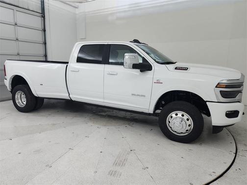 2025 RAM 3500 Limited