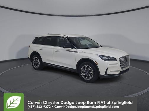 White Metallic 2023 Lincoln Corsair Standard