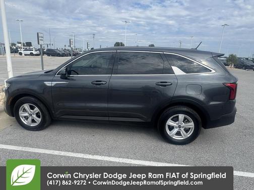 2021 Kia Sorento LX
