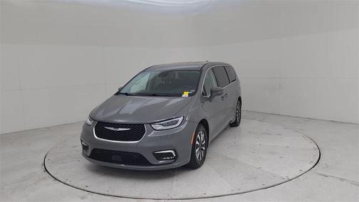 2022 Chrysler Pacifica Hybrid Touring L