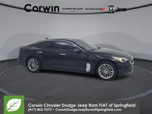Aurora Black 2018 Kia Stinger Base