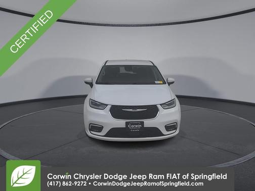 2023 Chrysler Pacifica Touring-L