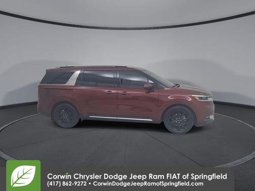 2024 Kia Carnival SX