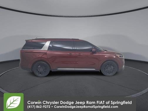 2024 Kia Carnival SX