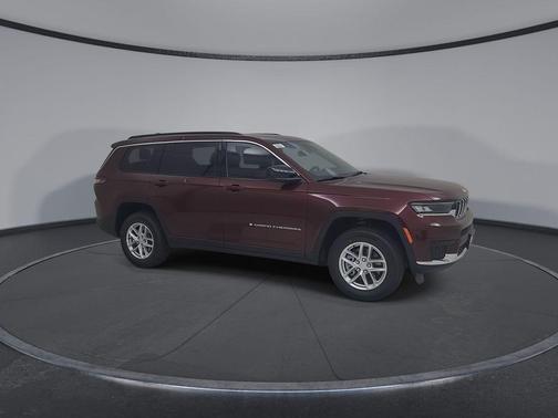 Velvet Red Pearlcoat 2026 Jeep Grand Cherokee L Laredo
