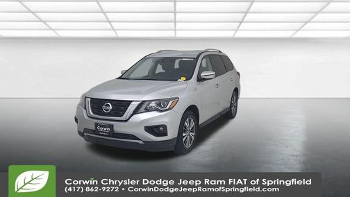 2020 Nissan Pathfinder SV