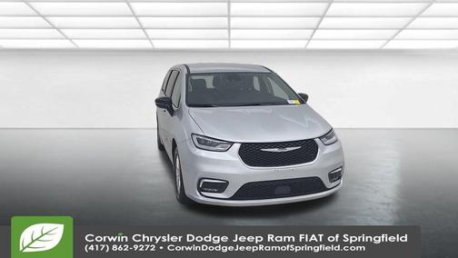 2024 Chrysler Pacifica Touring-L