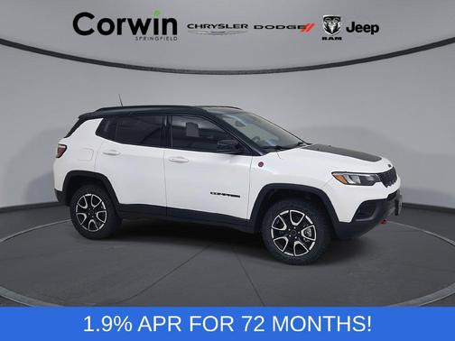 Bright White Clearcoat 2026 Jeep Compass Trailhawk