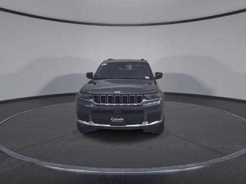 Metallic 2026 Jeep Grand Cherokee L Laredo