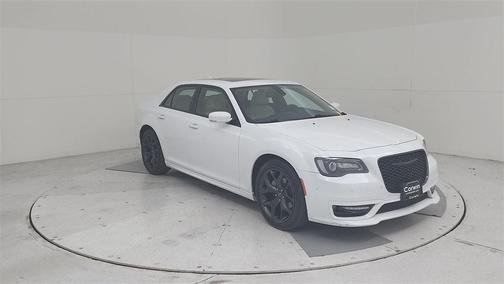 2022 Chrysler 300 Touring L