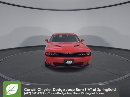 2015 Dodge Challenger SXT Plus