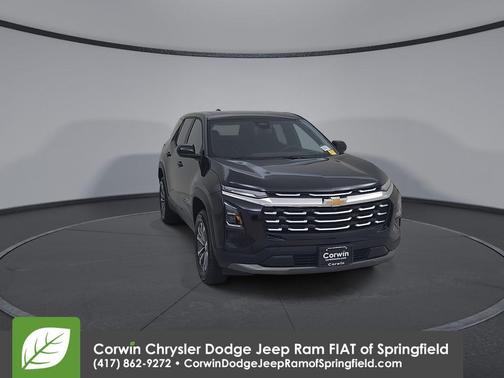 Mosaic Black Metallic 2026 Chevrolet Equinox LT