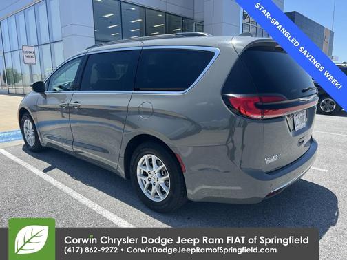 2022 Chrysler Pacifica Touring-L