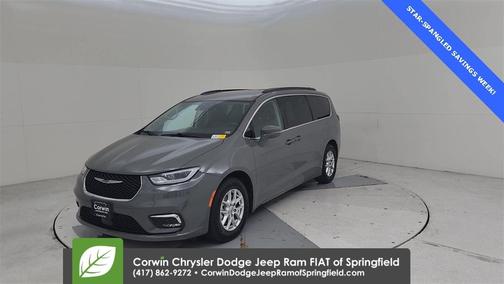 2022 Chrysler Pacifica Touring-L