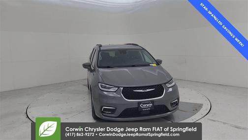 2022 Chrysler Pacifica Touring-L