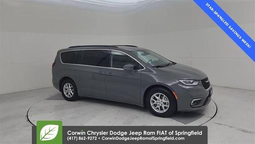 2022 Chrysler Pacifica Touring-L