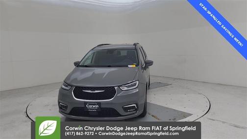 2022 Chrysler Pacifica Touring-L