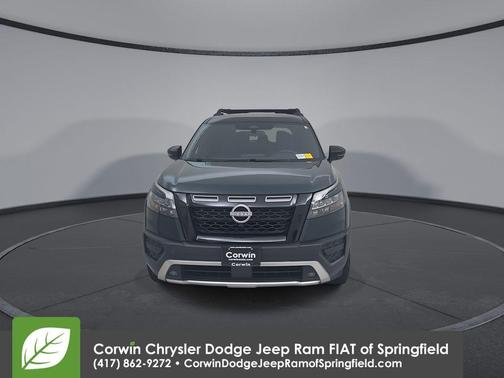 2 Tone Green / Black Roof 2023 Nissan Pathfinder Rock Creek