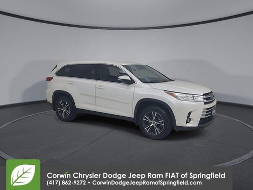 2019 Toyota Highlander LE