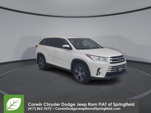 2019 Toyota Highlander LE