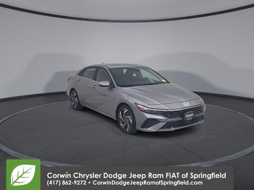 2025 Hyundai ELANTRA SEL Convenience