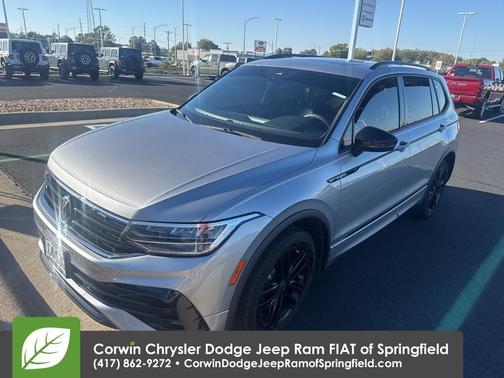 2022 Volkswagen Tiguan 2.0T SE R-Line Black