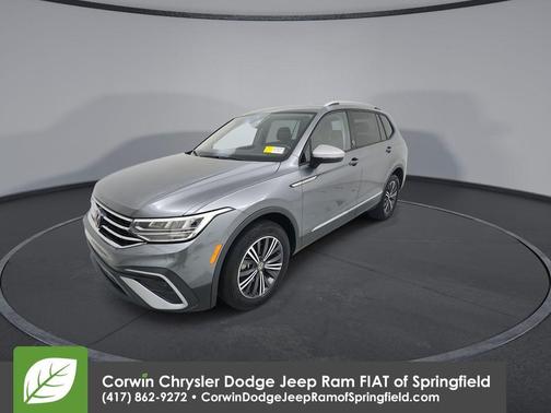 2024 Volkswagen Tiguan 2.0T Wolfsburg Edition