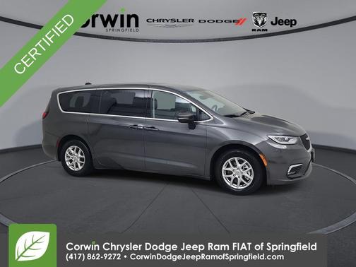 2023 Chrysler Pacifica Touring-L