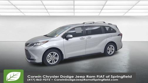2022 Toyota Sienna Limited