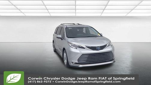 2022 Toyota Sienna Limited