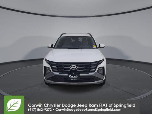 White Pearl 2025 Hyundai TUCSON SEL