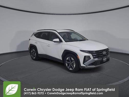 White Pearl 2025 Hyundai TUCSON SEL