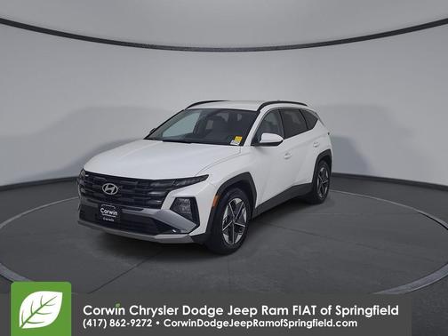 White Pearl 2025 Hyundai TUCSON SEL