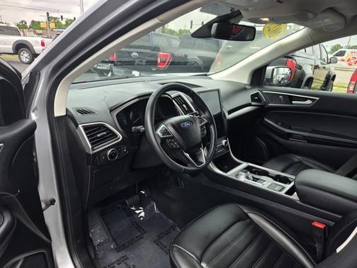 ICONIC SILVER 2023 Ford Edge SEL
