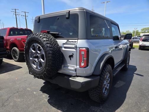 ICONIC SILVER METALLIC 2024 Ford Bronco BIG BEND