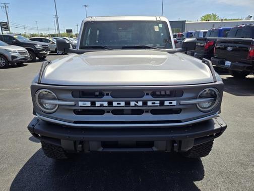 ICONIC SILVER METALLIC 2024 Ford Bronco BIG BEND