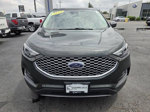 FORGED GREEN 2024 Ford Edge SEL