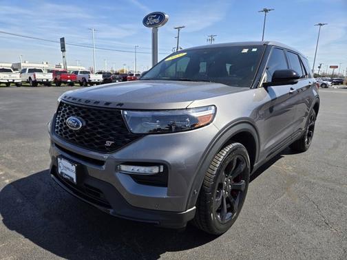 2022 Ford Explorer ST