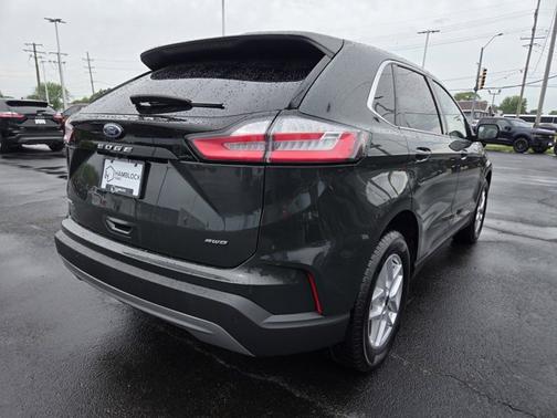 FORGED GREEN 2024 Ford Edge ST LINE