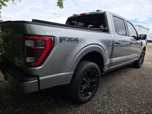 ICONIC SILVER METALLIC 2023 Ford F-150 LARIAT