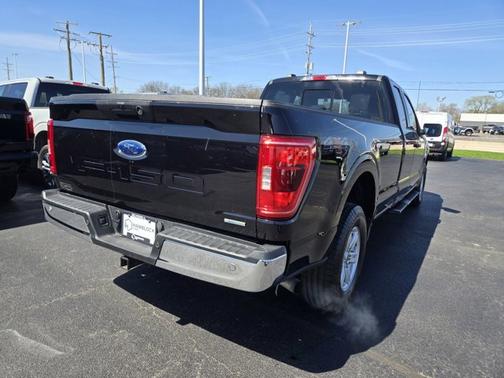 AGATE BLACK METALLIC 2023 Ford F-150 XLT
