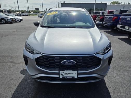 ICONIC SILVER METALLIC 2023 Ford Escape ST-LINE