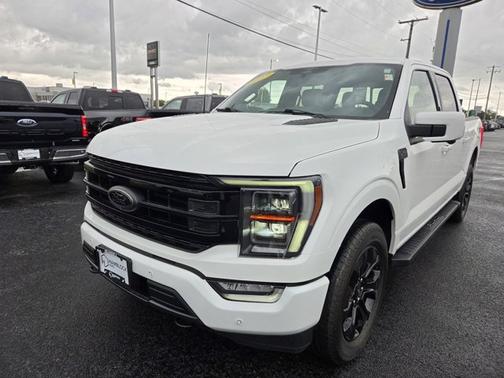 STAR WHITE METALLIC TRICOAT 2023 Ford F-150 XLT