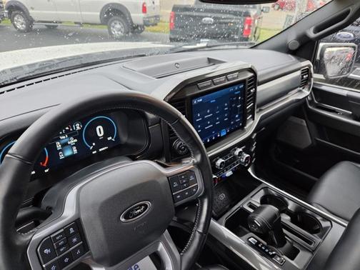 STAR WHITE METALLIC TRICOAT 2023 Ford F-150 LARIAT