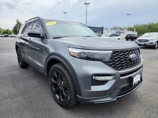 2022 Ford Explorer ST
