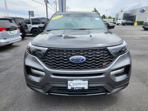 2022 Ford Explorer ST