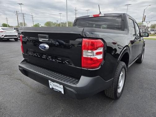 SHADOW BLACK 2022 Ford Maverick XL